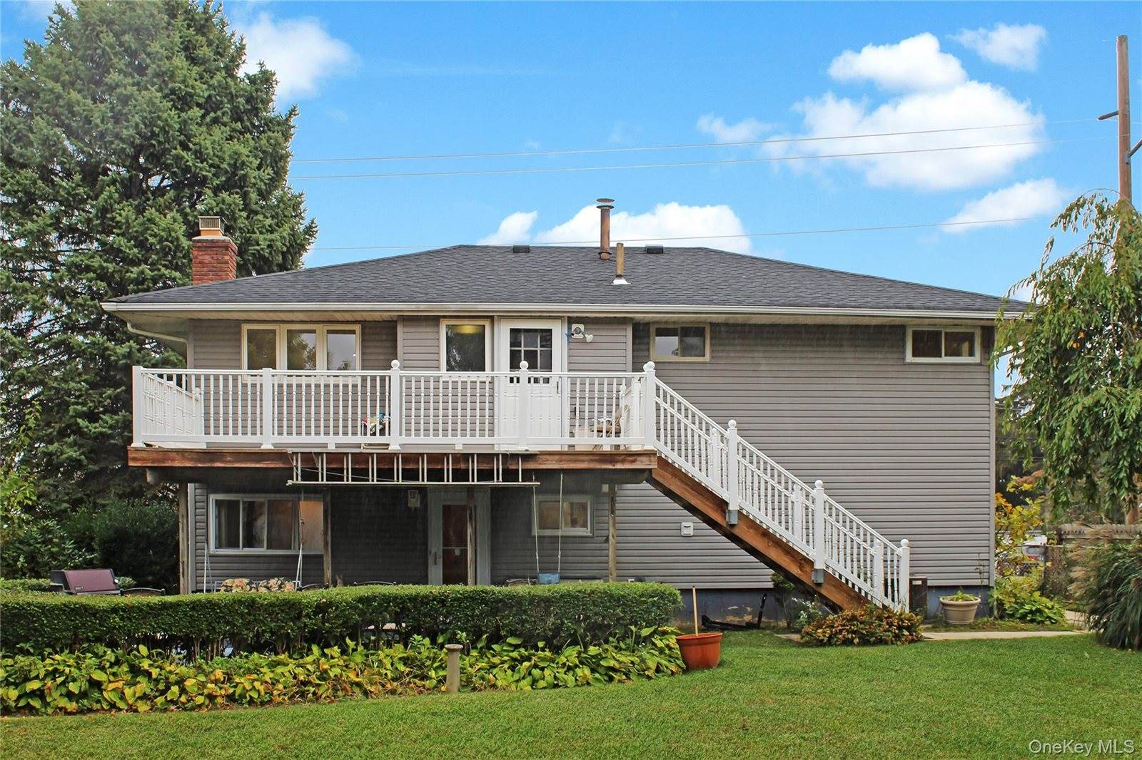 640 Carlls Path, Babylon, NY 11729