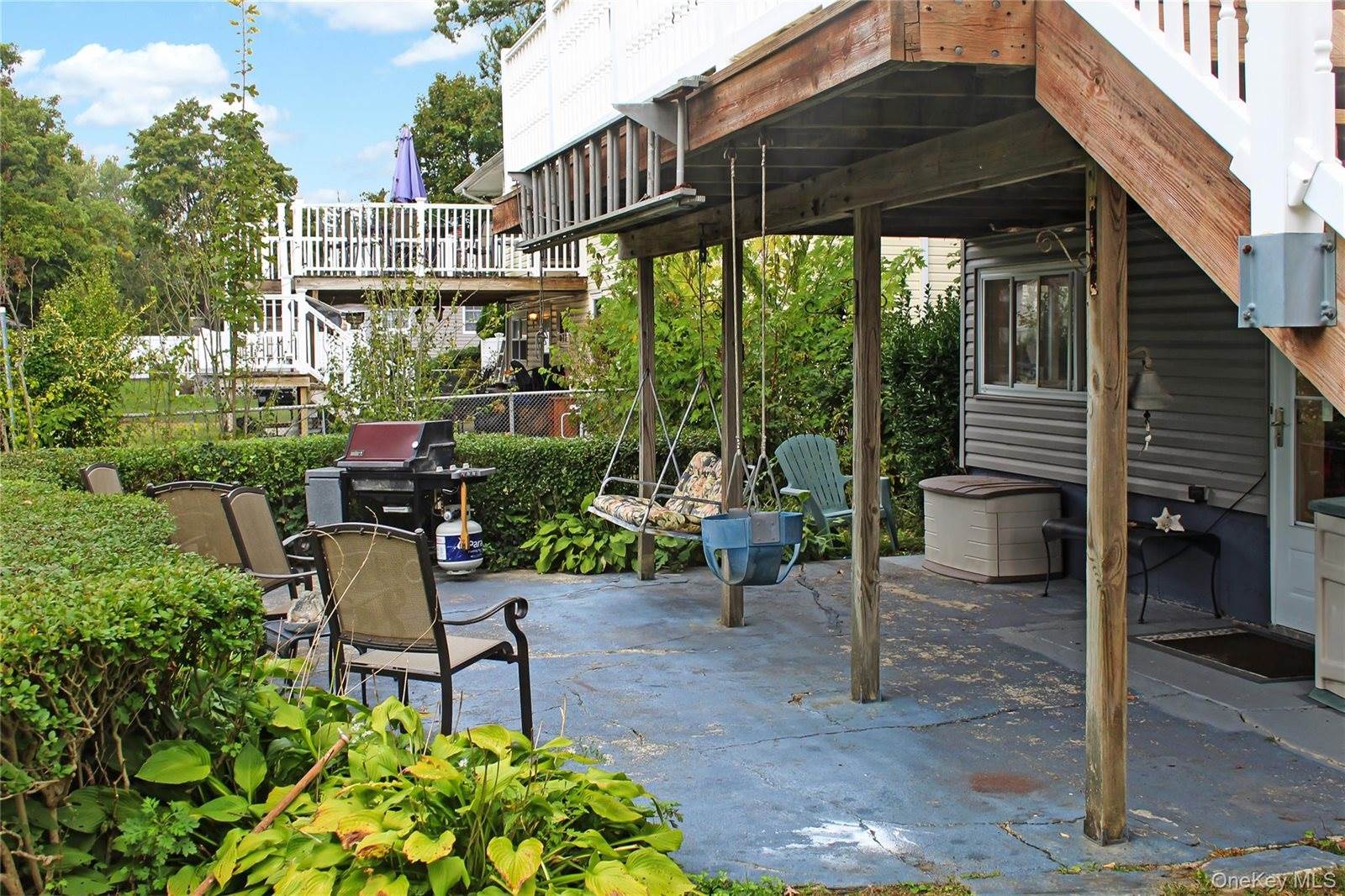 640 Carlls Path, Babylon, NY 11729