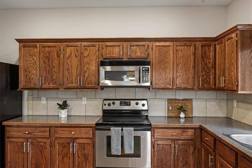 14132 West 138th Terrace, Olathe, KS 66062