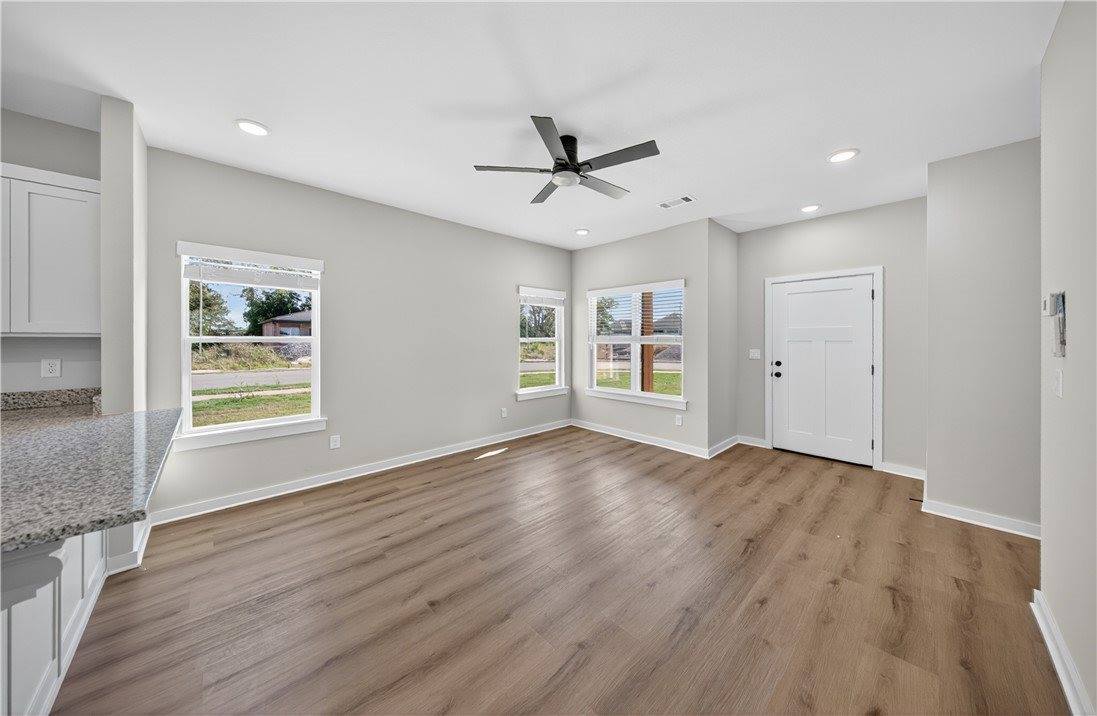 601 Cosmos Street, Centerton, AR 72719