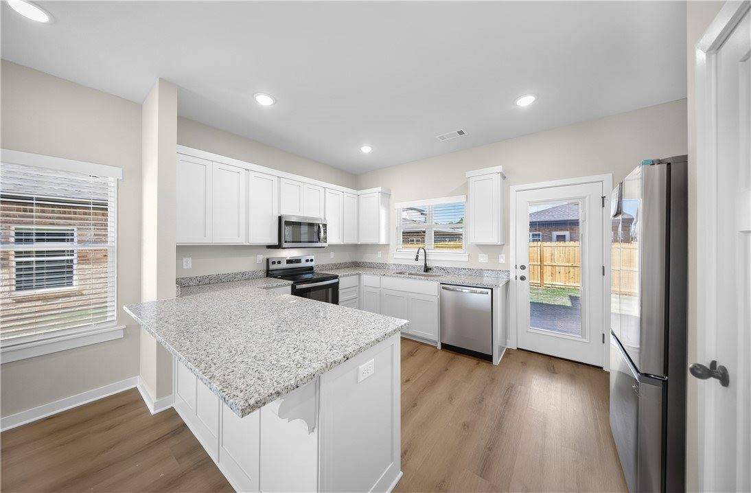 603 Cosmos Street, Centerton, AR 72719