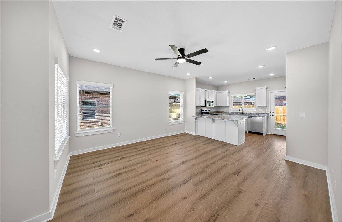 603 Cosmos Street, Centerton, AR 72719