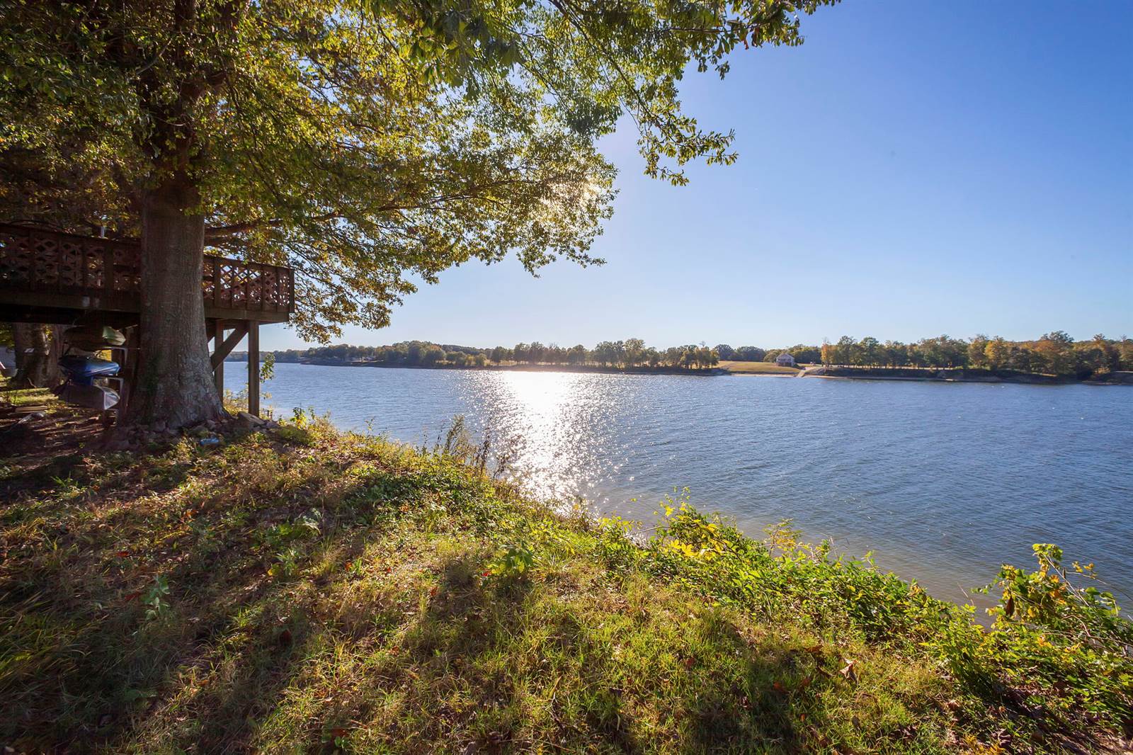 1645 Wilkinson Ferry Dr, Savannah, TN 38372