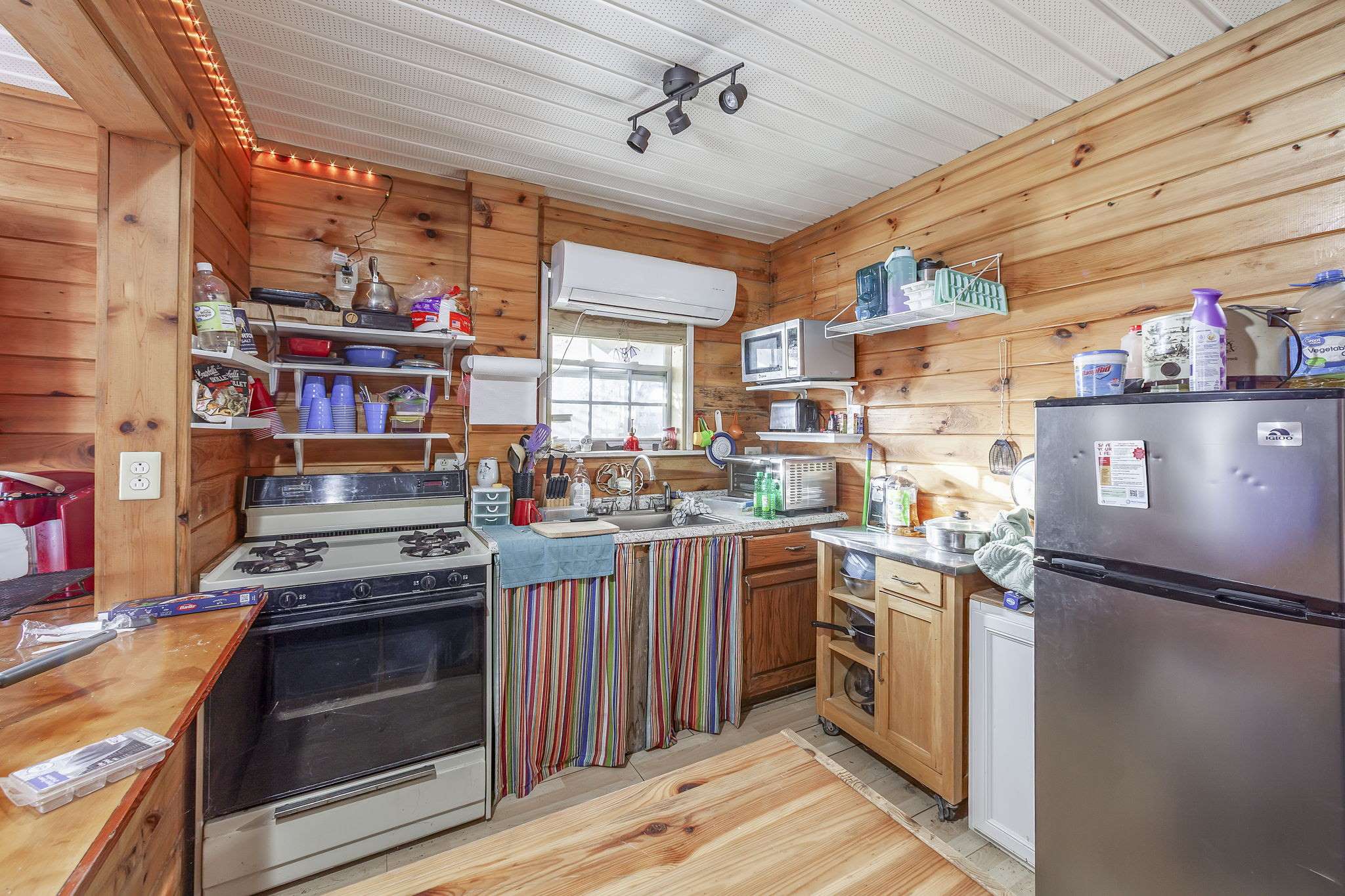 1645 Wilkinson Ferry Dr, Savannah, TN 38372