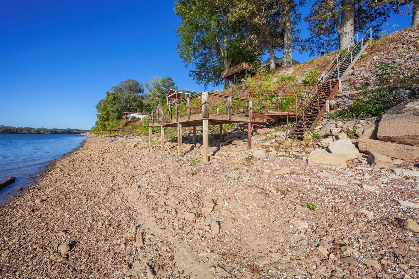 1645 Wilkinson Ferry Dr, Savannah, TN 38372