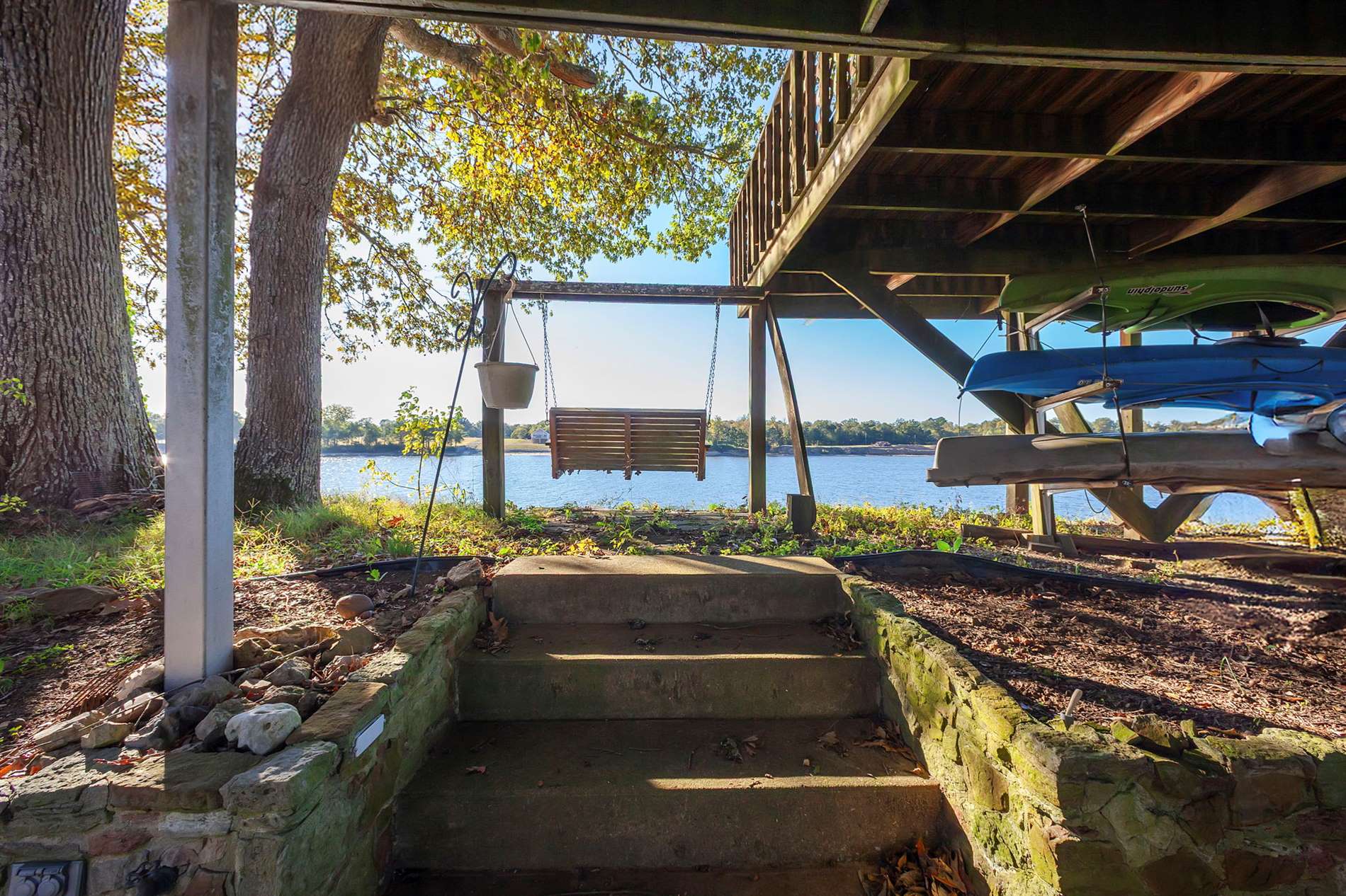 1645 Wilkinson Ferry Dr, Savannah, TN 38372