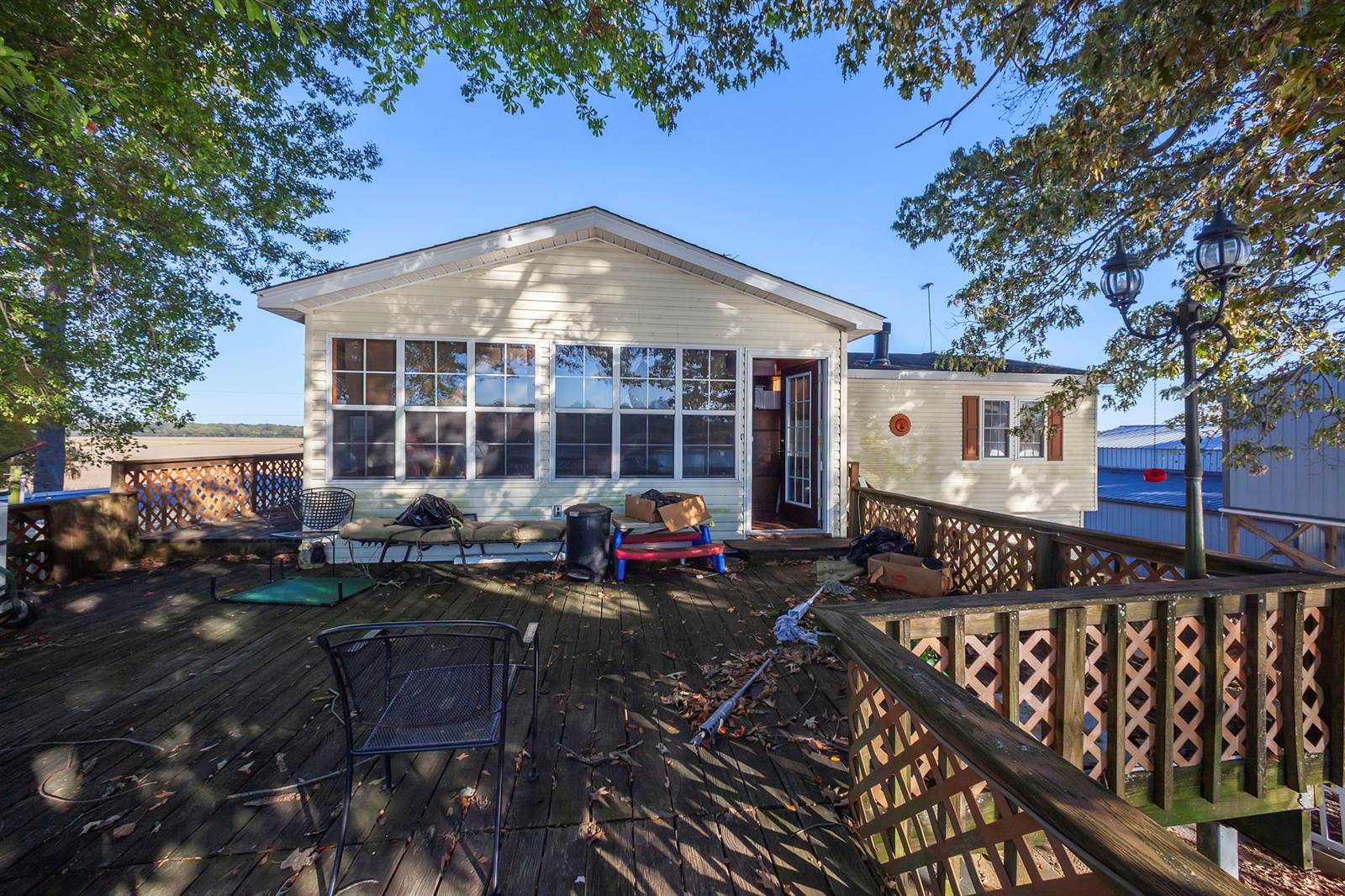 1645 Wilkinson Ferry Dr, Savannah, TN 38372