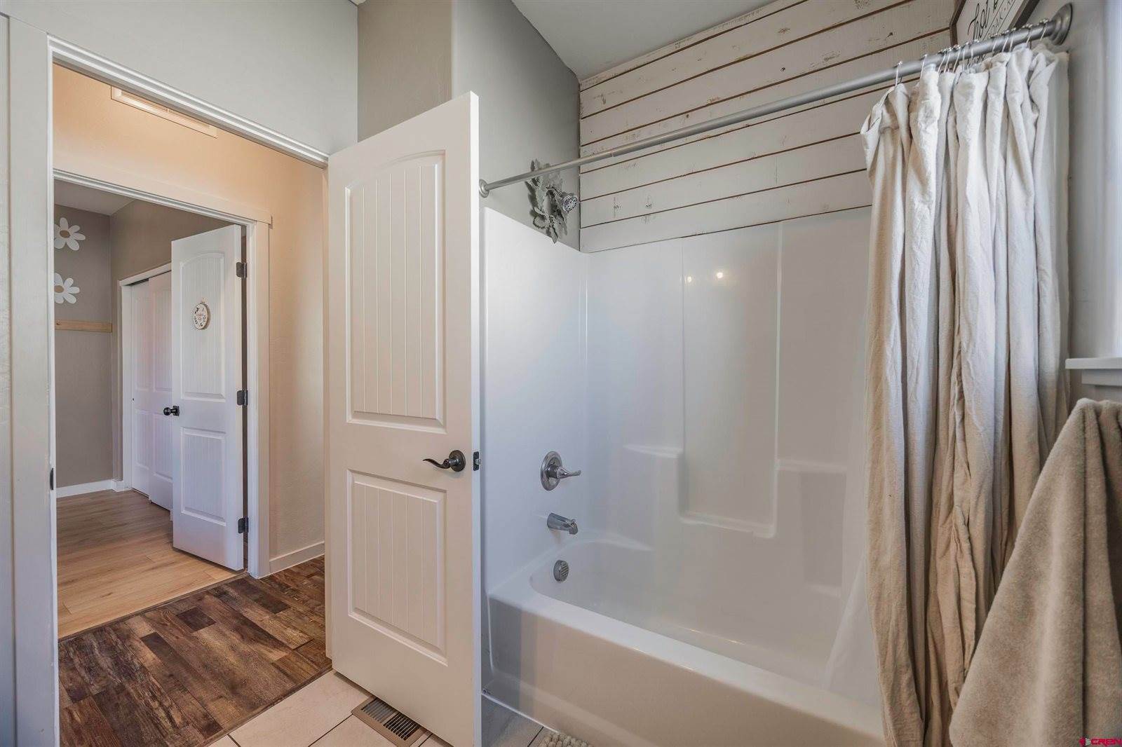 617 Howard Fork Avenue, Montrose, CO 81403