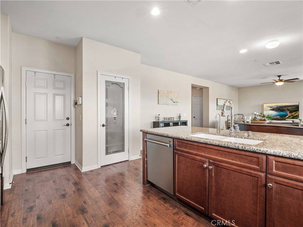 20517 Charlie, Saugus, CA 91350