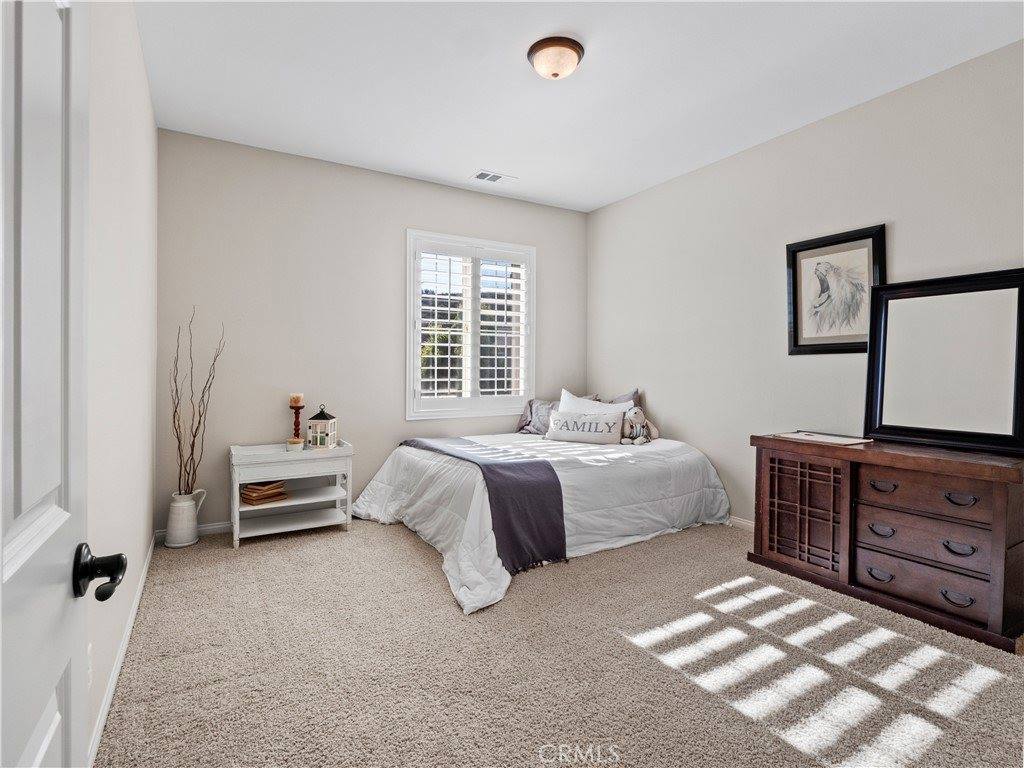 20517 Charlie, Saugus, CA 91350