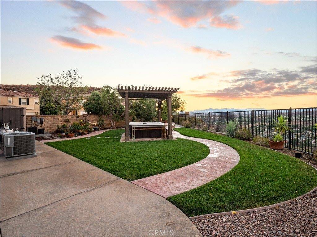 20517 Charlie, Saugus, CA 91350