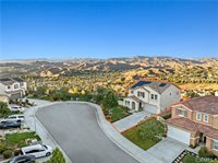 20517 Charlie, Saugus, CA 91350