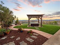 20517 Charlie, Saugus, CA 91350