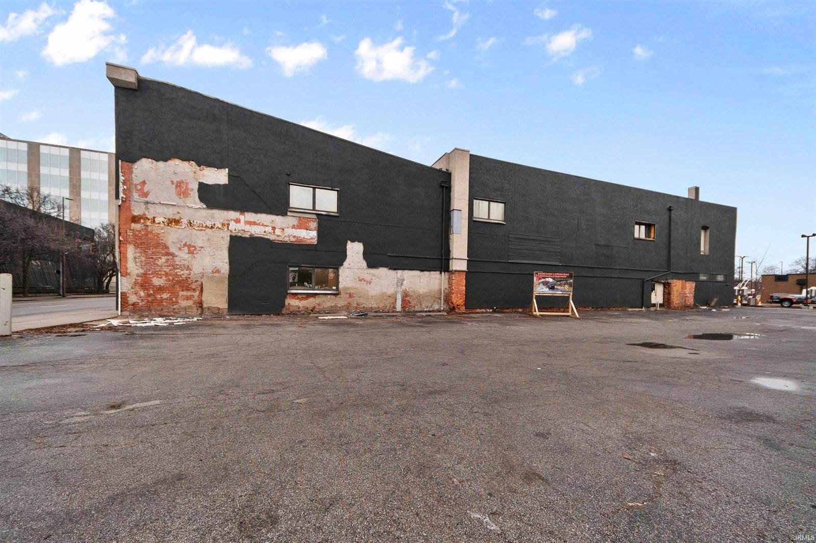 1415 S Calhoun Street, Fort Wayne, IN 46802