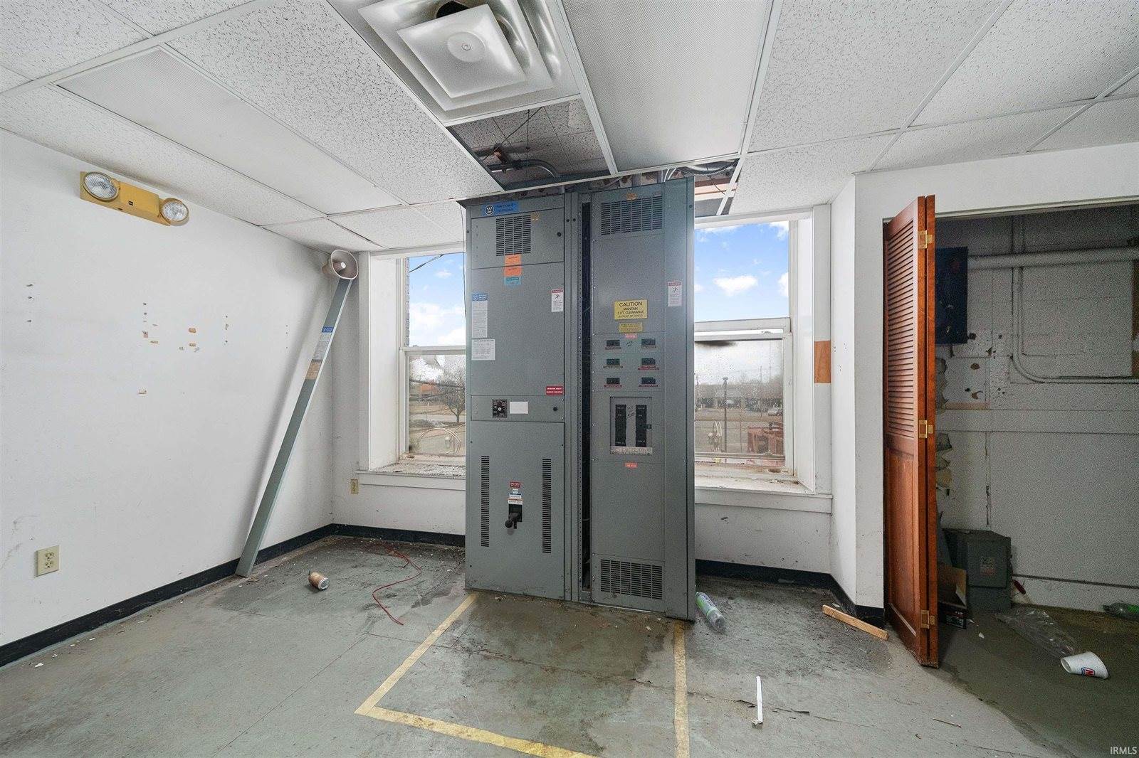 1415 S Calhoun Street, Fort Wayne, IN 46802