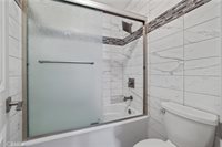 23515 Lyons, Valencia, CA 91355