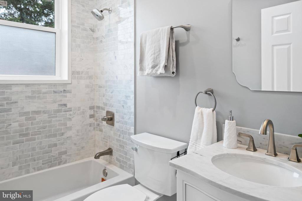 607 Tuckerman Street NW, Washington, DC 20011