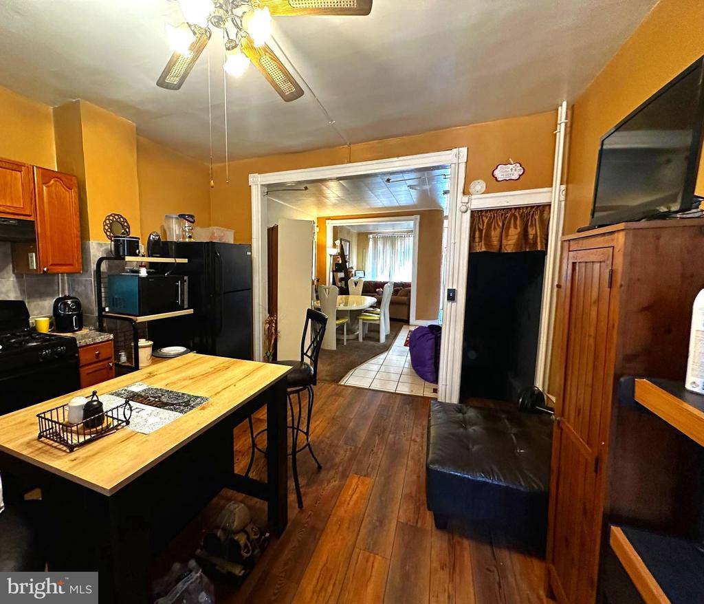 617 North Linwood Avenue, Baltimore, MD 21205