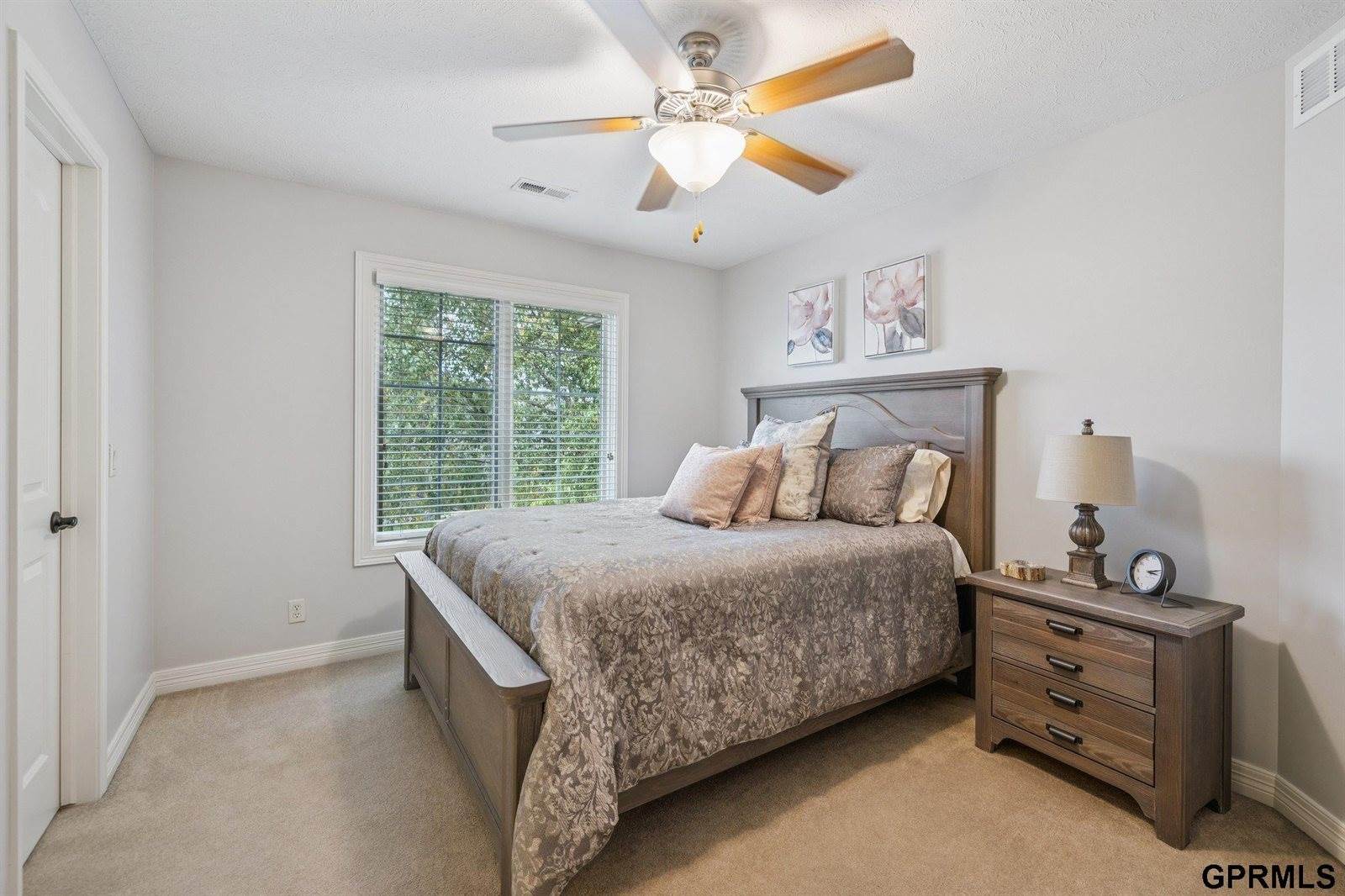 7961 North 160Th Street, Bennington, NE 68007