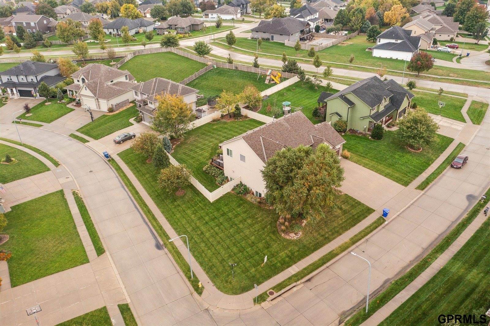 7961 North 160Th Street, Bennington, NE 68007