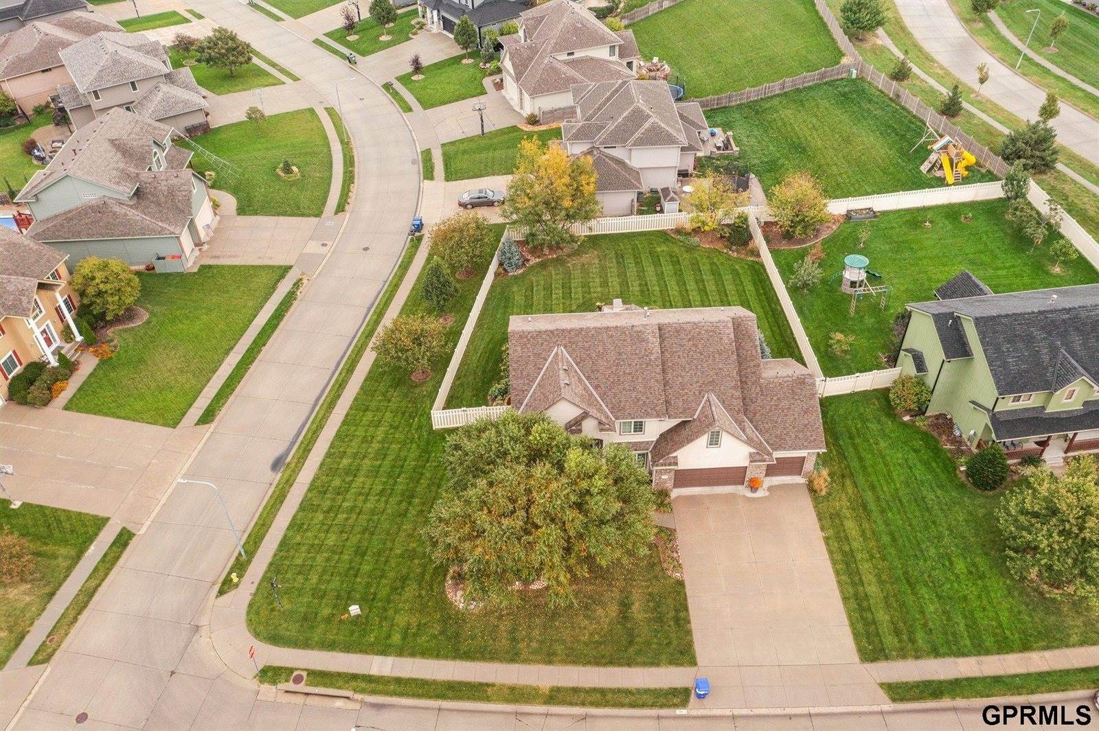 7961 North 160Th Street, Bennington, NE 68007