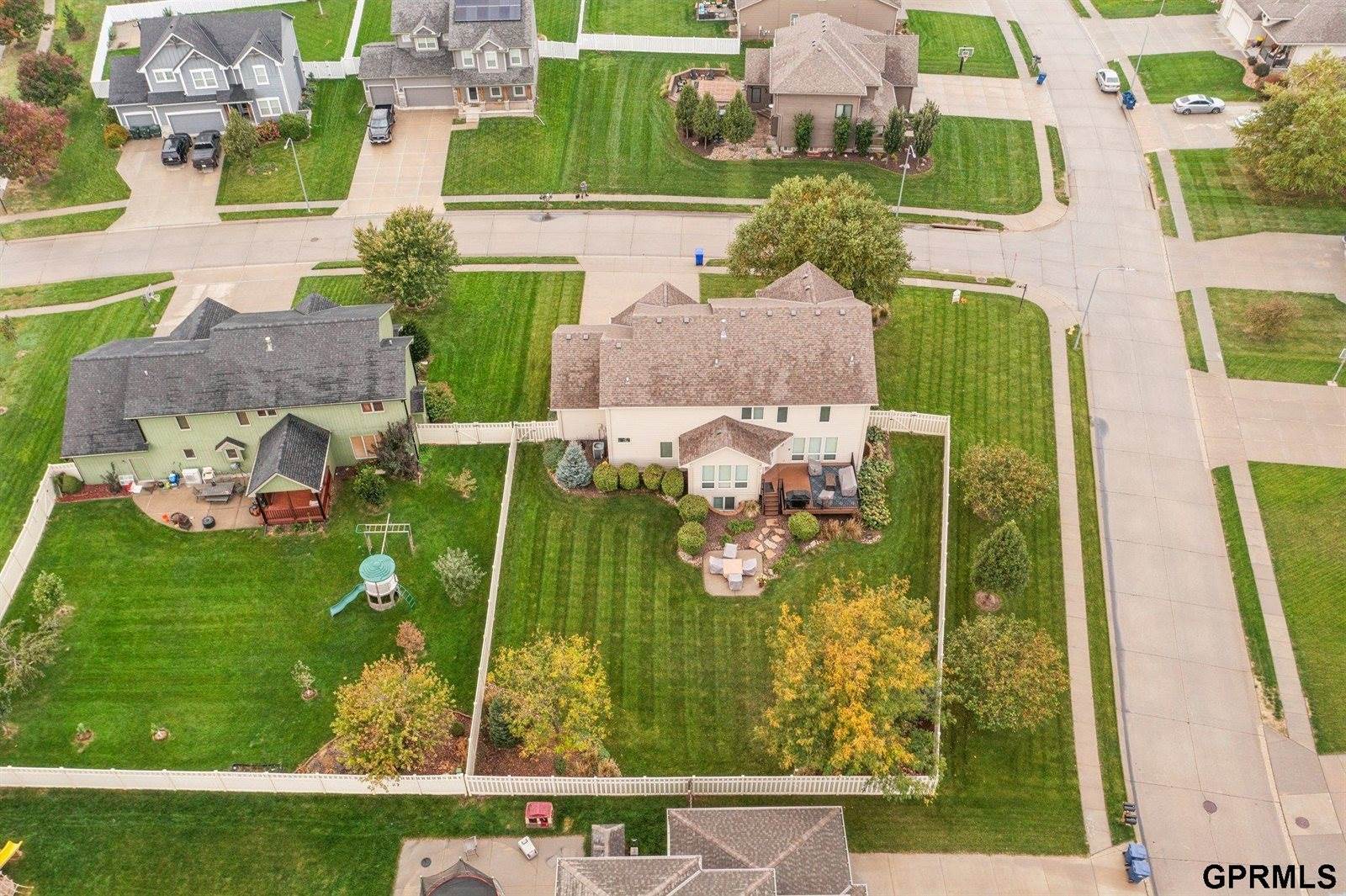 7961 North 160Th Street, Bennington, NE 68007