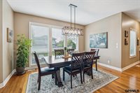 7961 North 160Th Street, Bennington, NE 68007