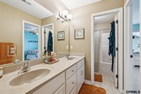 7961 North 160Th Street, Bennington, NE 68007