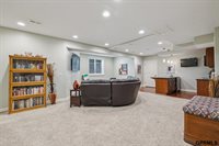 7961 North 160Th Street, Bennington, NE 68007