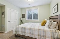 7961 North 160Th Street, Bennington, NE 68007