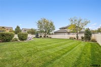 7961 North 160Th Street, Bennington, NE 68007