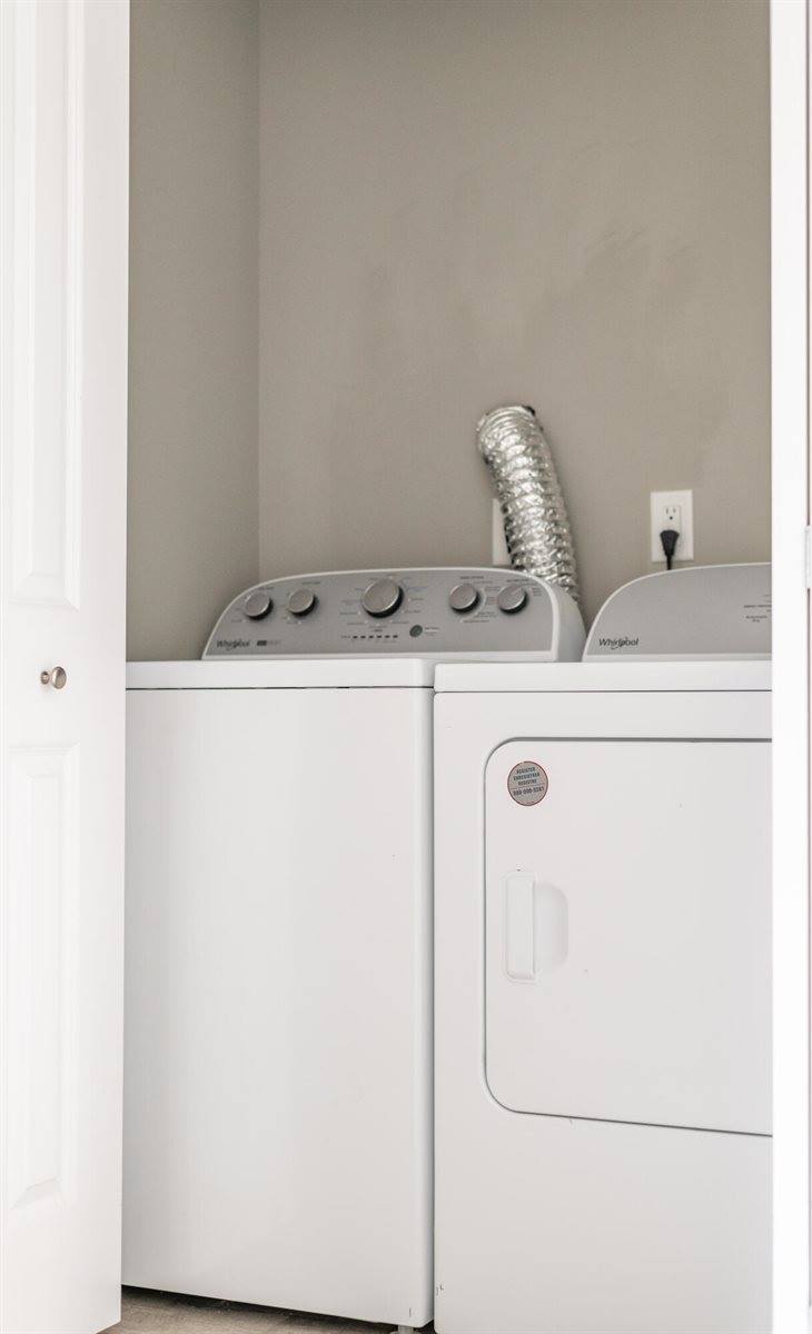 40 Ridgeview Drive, Veazie, ME 04401