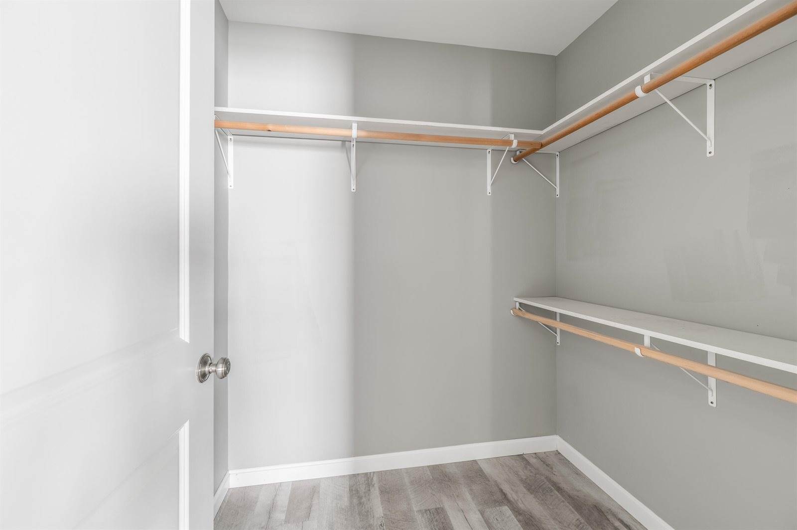 40 Ridgeview Drive, Veazie, ME 04401