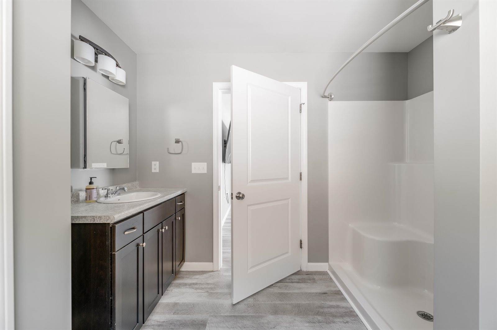 40 Ridgeview Drive, Veazie, ME 04401