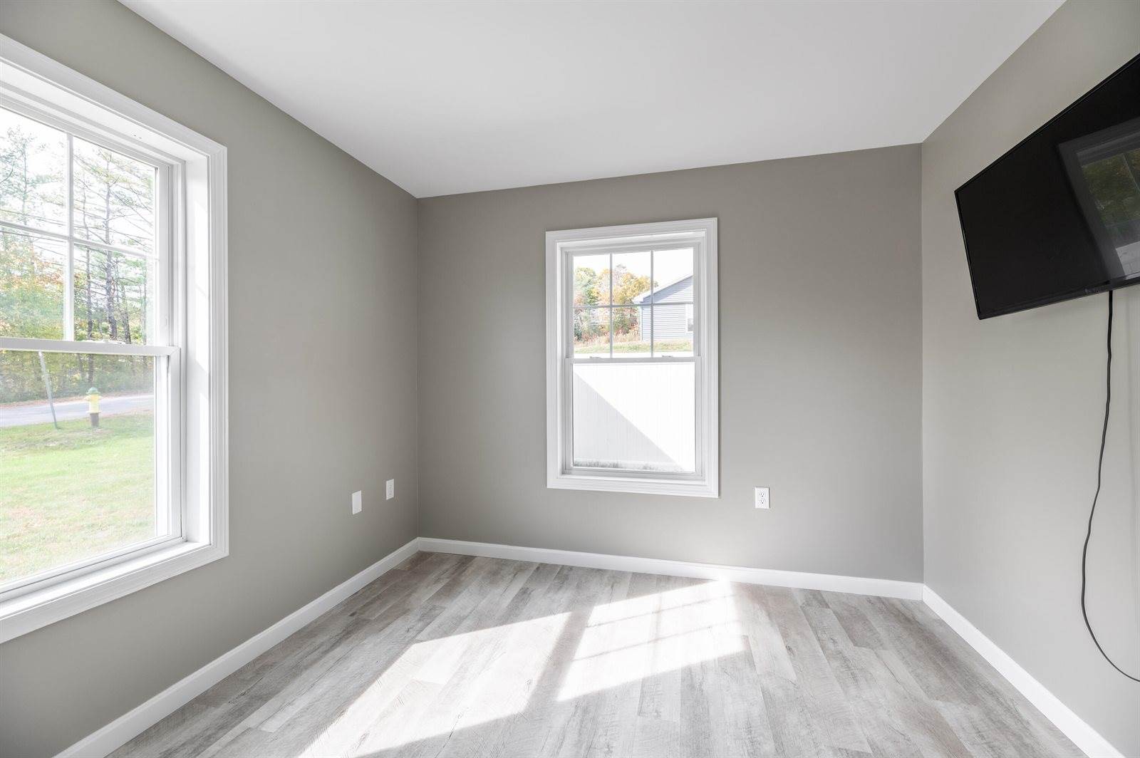 40 Ridgeview Drive, Veazie, ME 04401