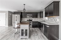 40 Ridgeview Drive, Veazie, ME 04401