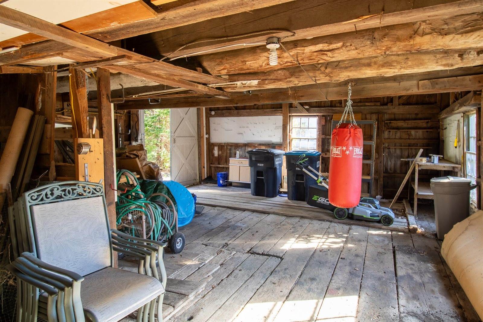 25 Summer Street, Hampden, ME 04444