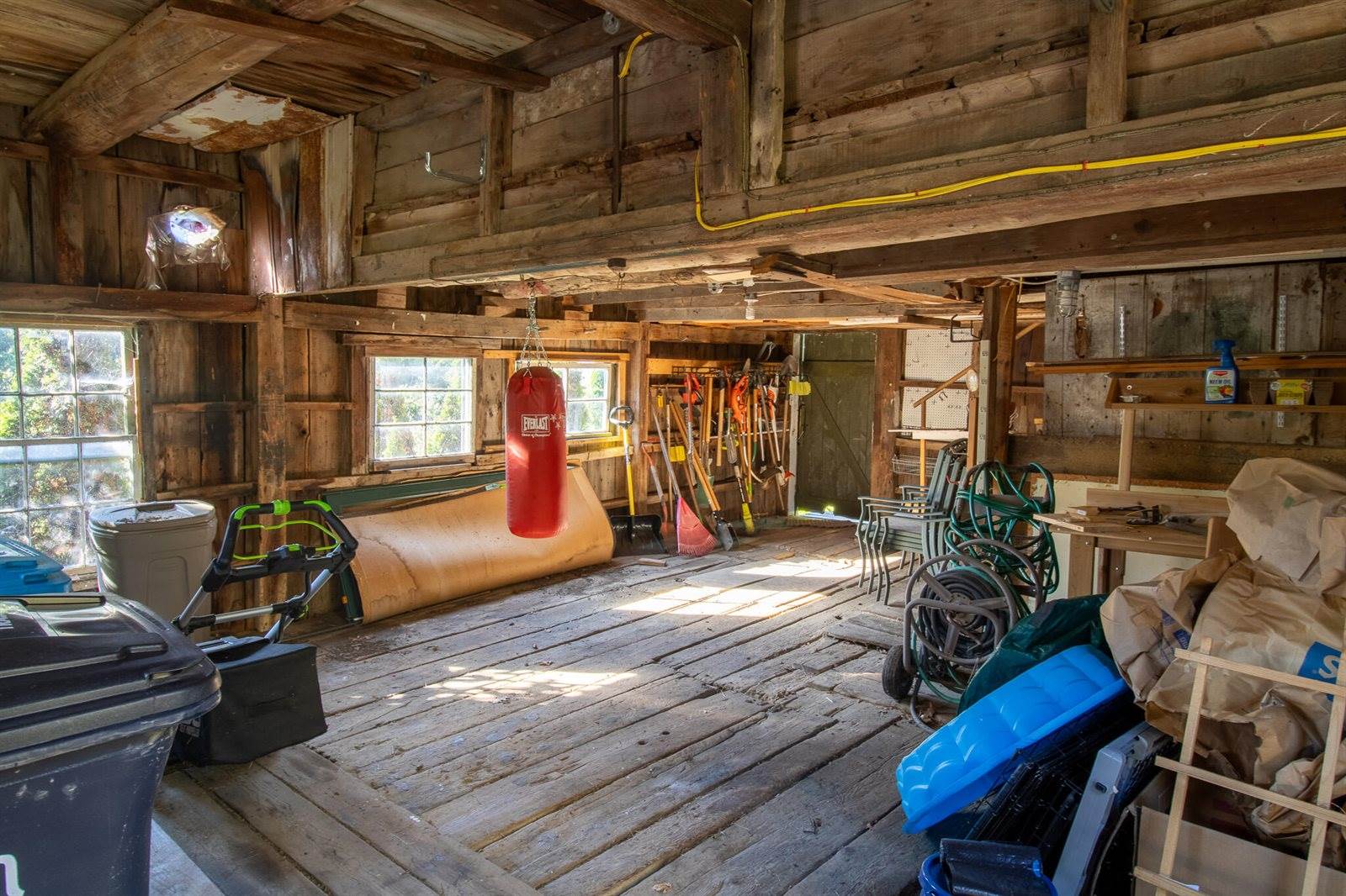 25 Summer Street, Hampden, ME 04444