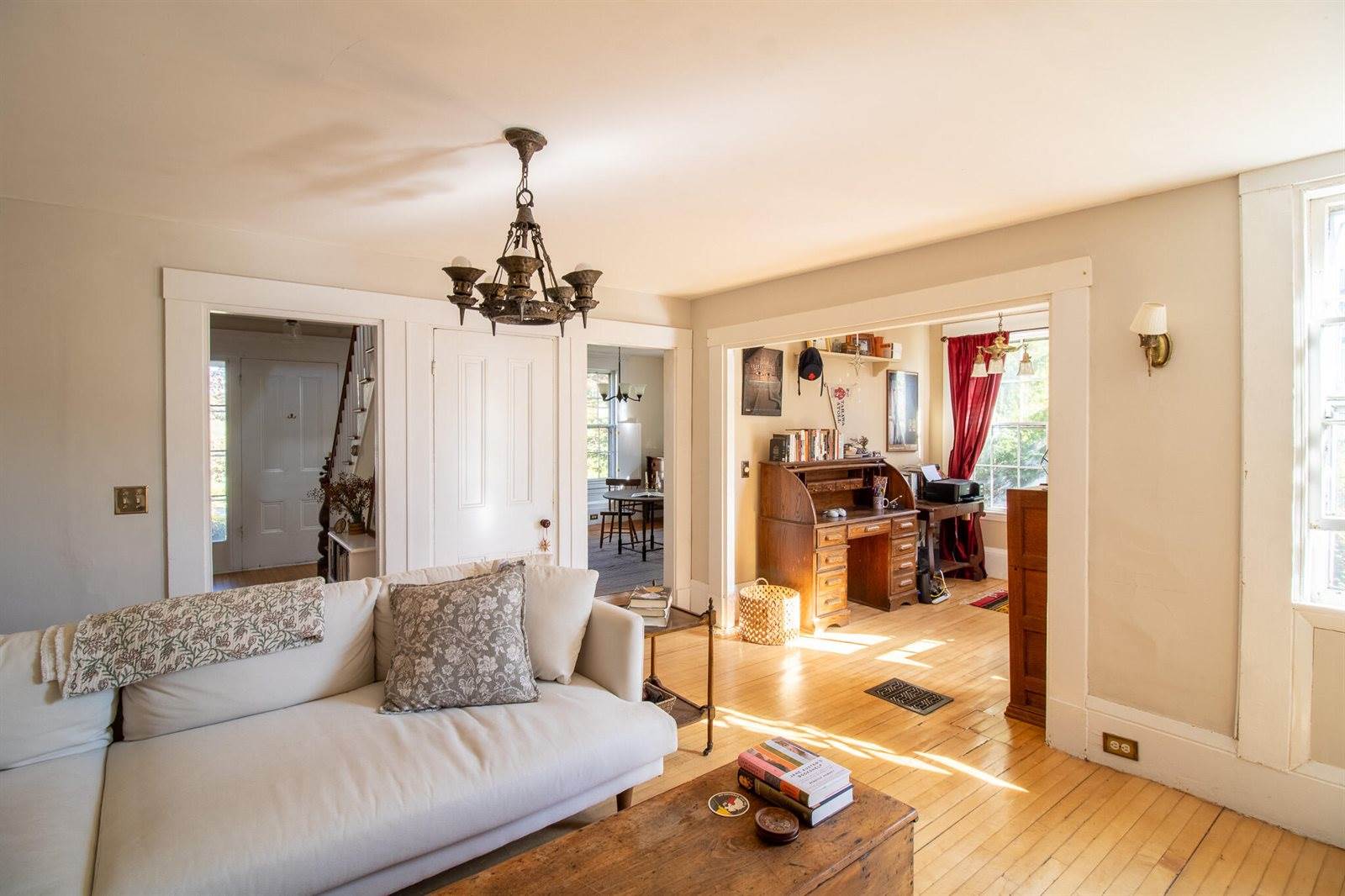 25 Summer Street, Hampden, ME 04444