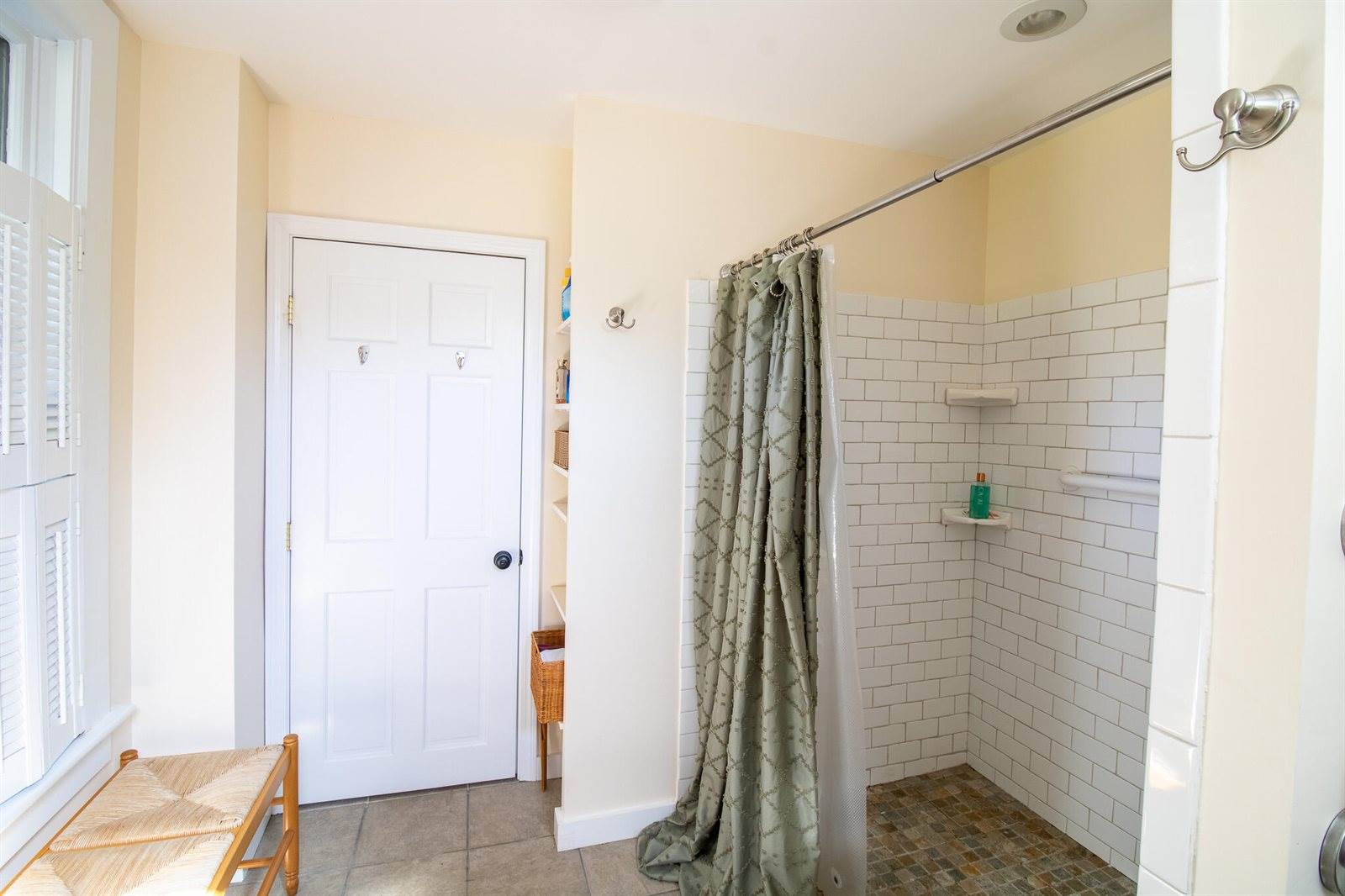 25 Summer Street, Hampden, ME 04444