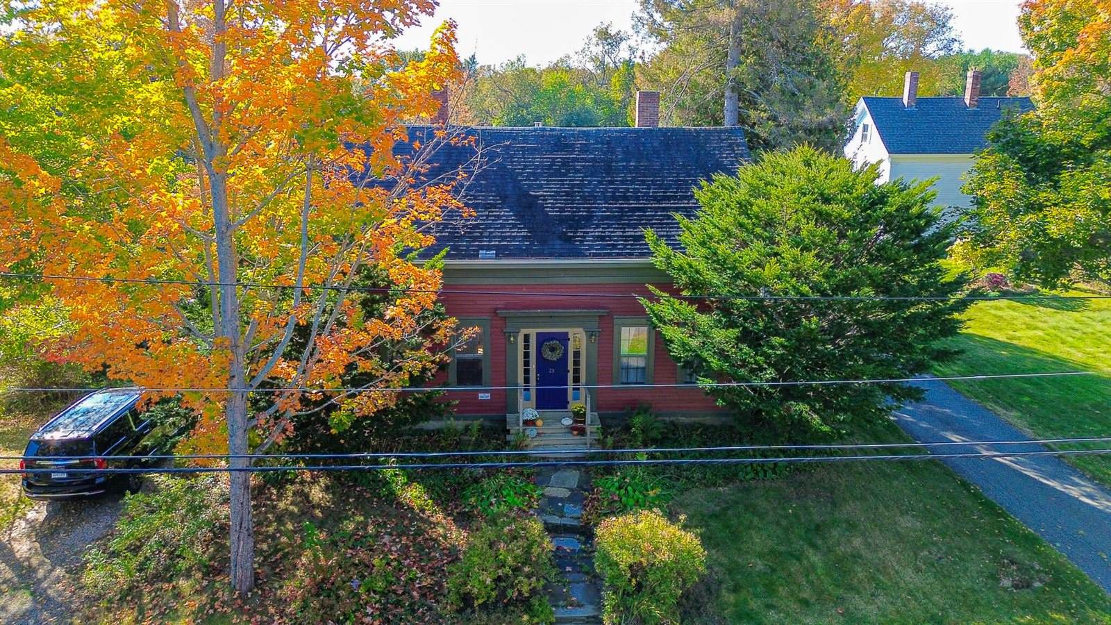 25 Summer Street, Hampden, ME 04444