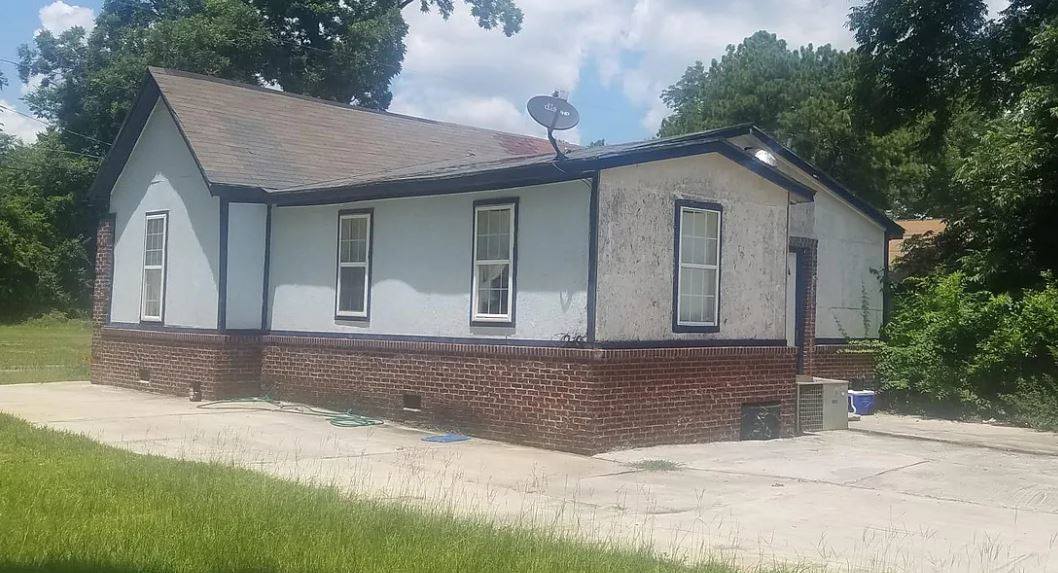 725 Pine St, Fort Valley, GA 31030