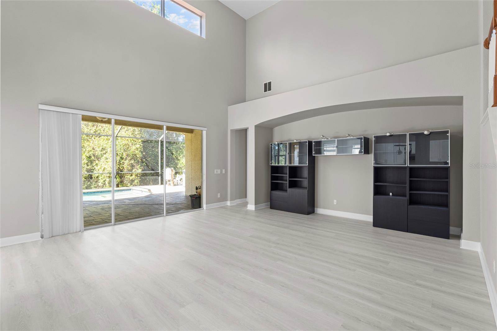 8134 Santa Rosa Court, Sarasota, FL 34243