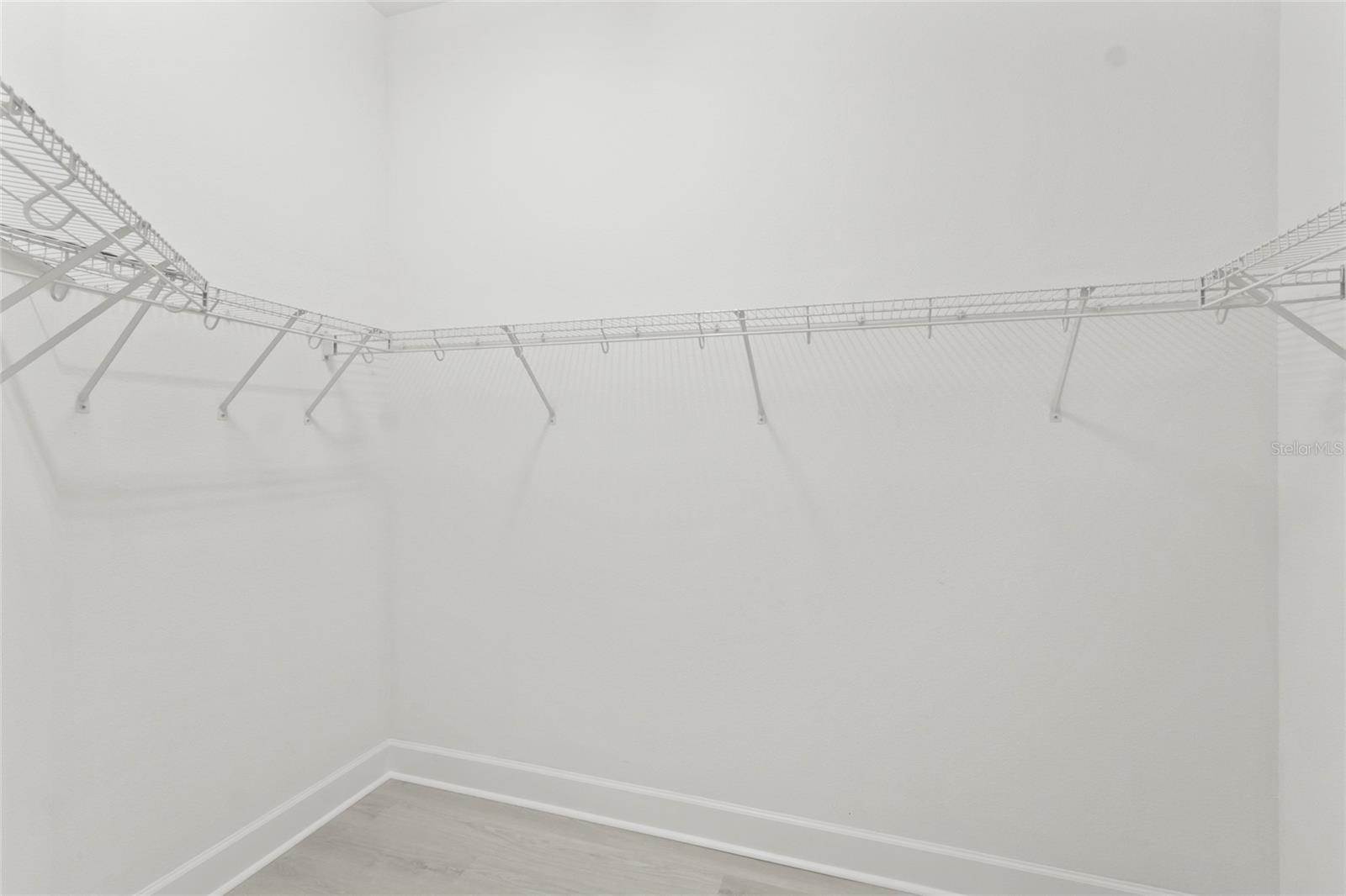 8134 Santa Rosa Court, Sarasota, FL 34243