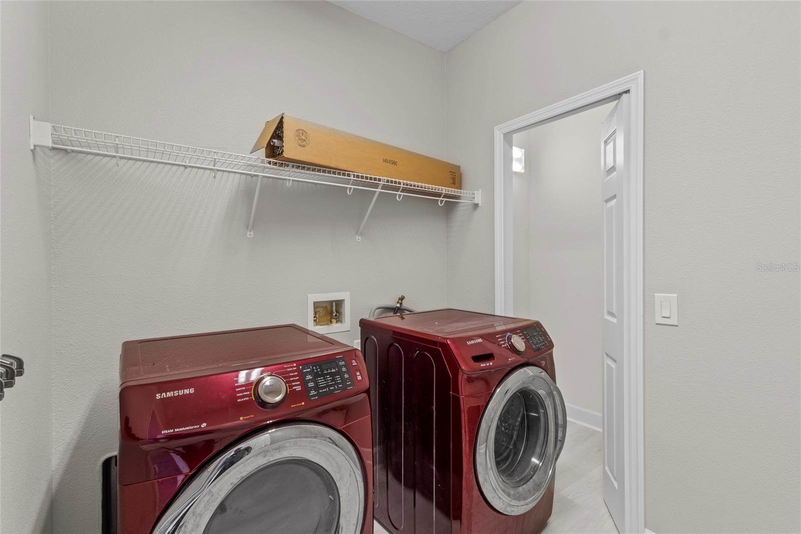 8134 Santa Rosa Court, Sarasota, FL 34243