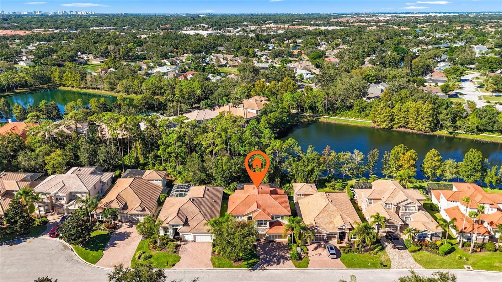 8134 Santa Rosa Court, Sarasota, FL 34243