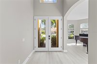 8134 Santa Rosa Court, Sarasota, FL 34243