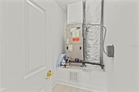 8134 Santa Rosa Court, Sarasota, FL 34243