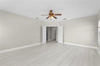 8134 Santa Rosa Court, Sarasota, FL 34243