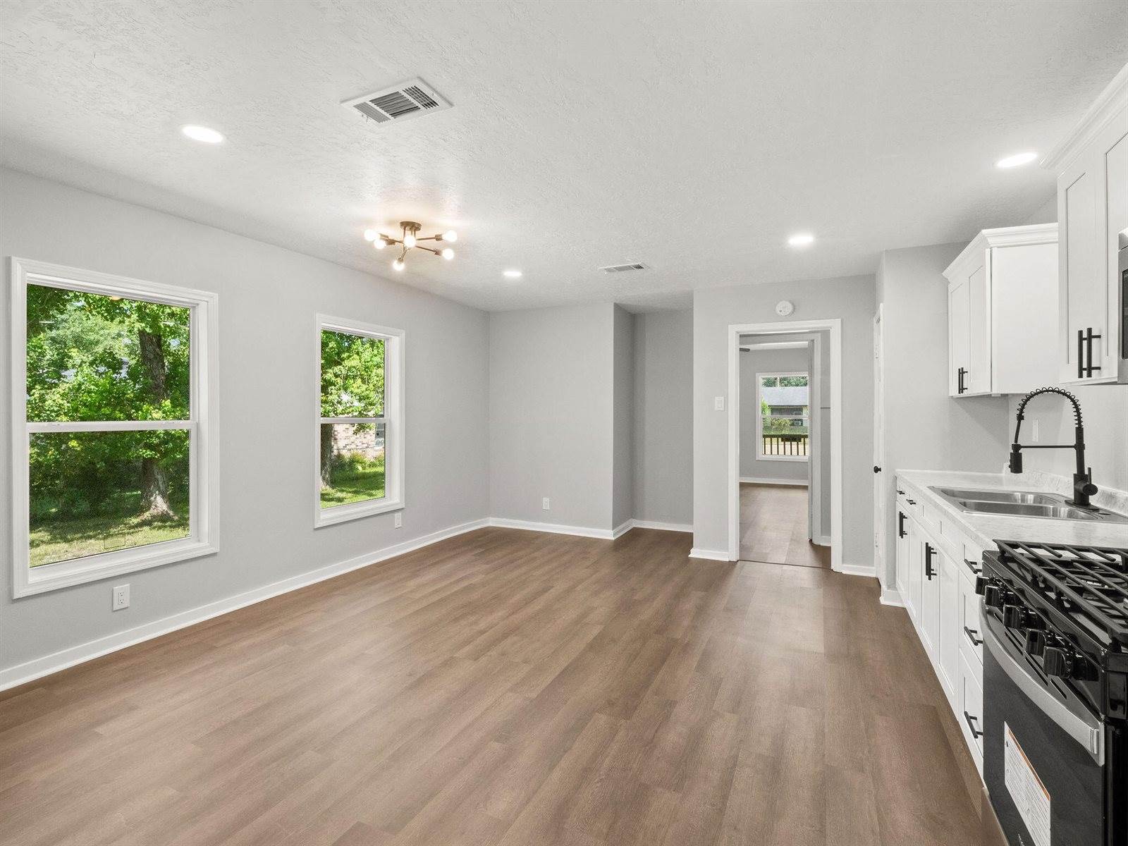 1007 Shirley St, DeRidder, LA 70634